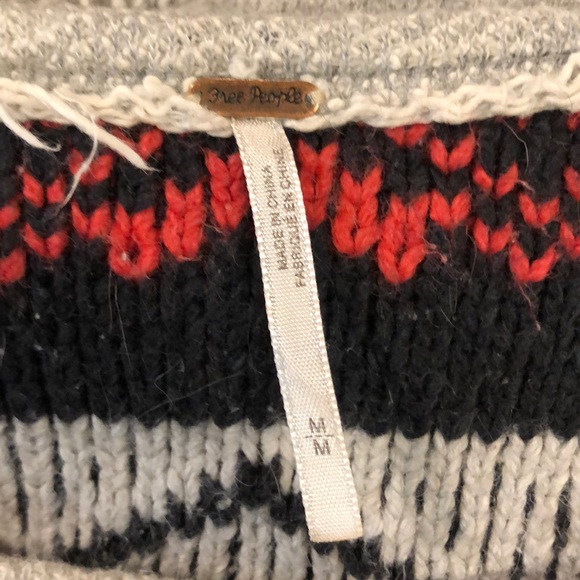 Free People Snow Angel Distressed Scoop Neck Pullover Sweater Medium - Picture 6 of 7